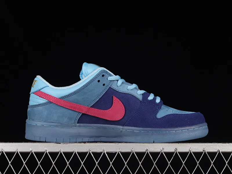 All Categories Nk SB Dunk Series Nk SB Dunk Low Low-top sneakers Run The Jewels x Nk SB Dunk Low joint model SB low-top casual sneakers DO9404-400